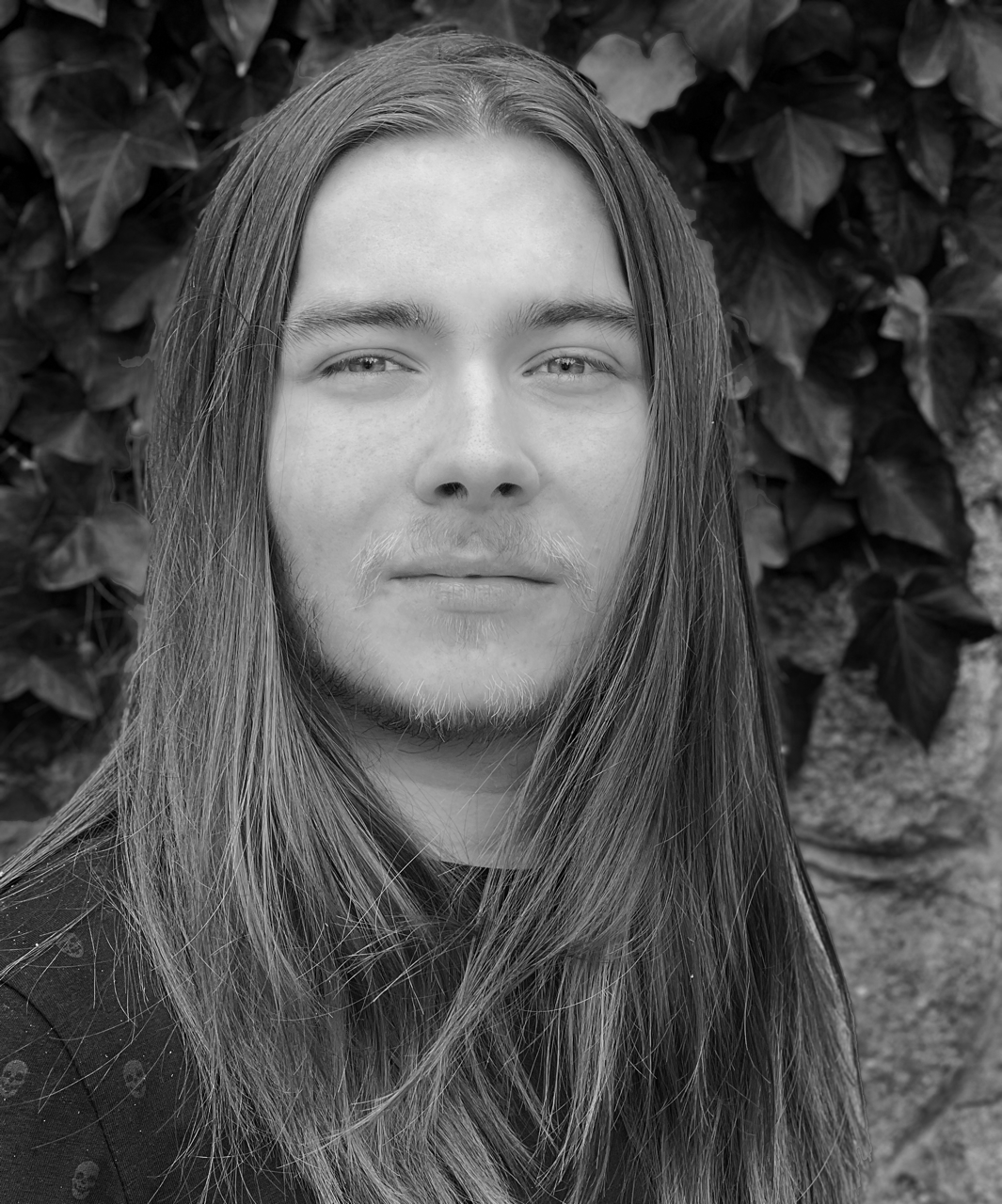 Picture of my face. You are not missing much, TBH.